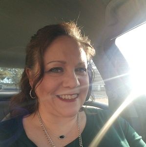 Meet your Posher, Cindy